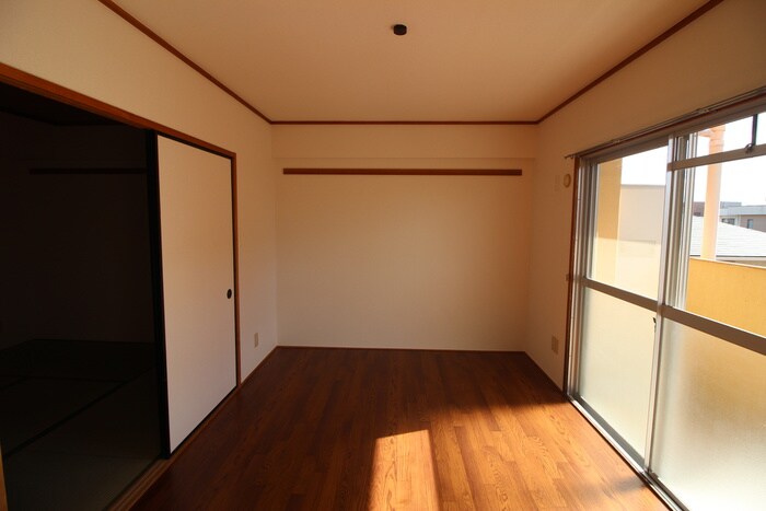 物件内観写真18　(居室)