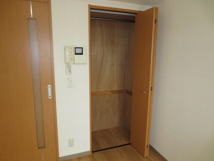 物件内観写真10　(収納)