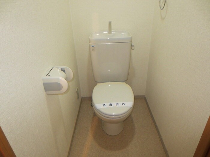 物件内観写真15　(トイレ)