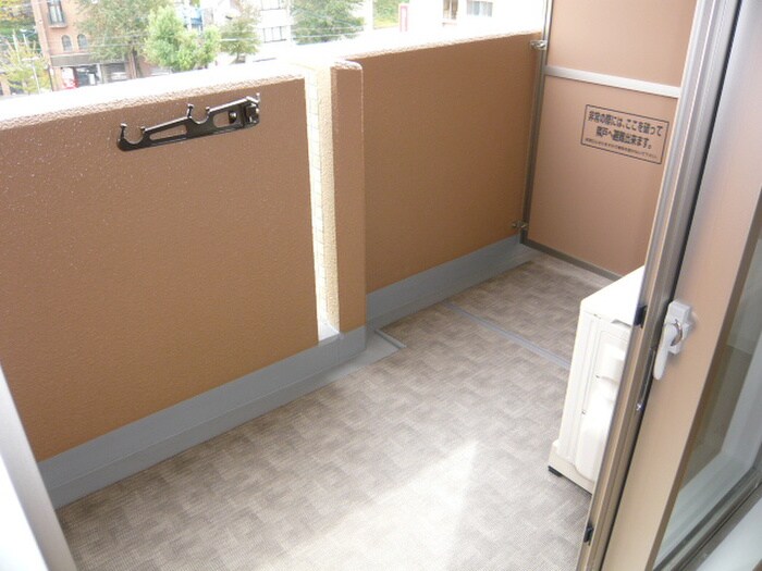 物件内観写真13　(ベランダ・バルコニー)