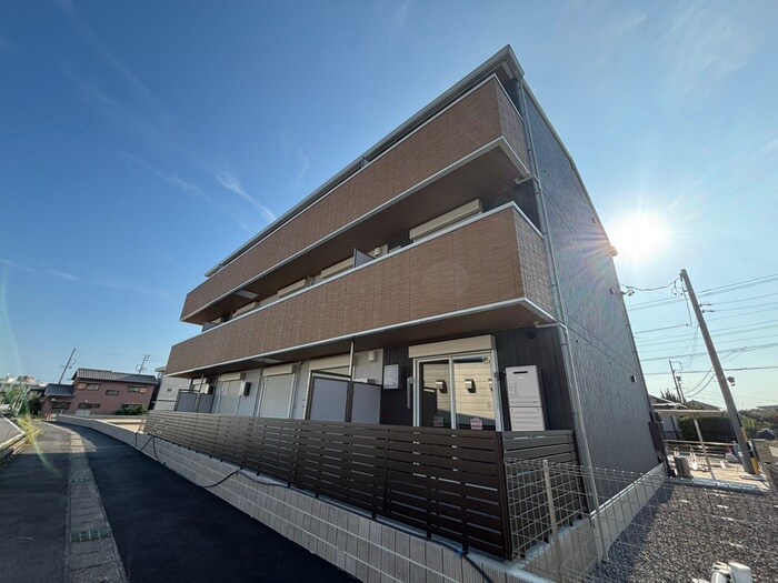 物件外観写真2　(外観写真)