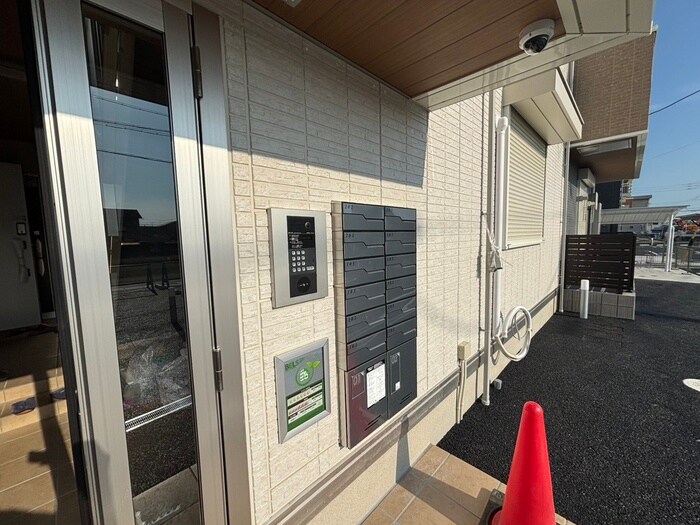 物件外観写真6　(建物設備)