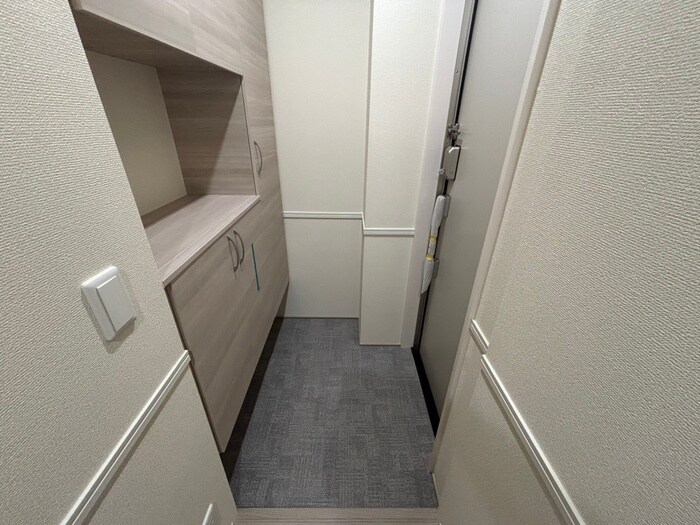 物件内観写真19　(玄関)