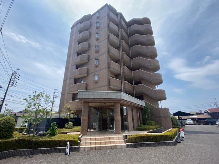 物件外観写真5　(エントランス部分)