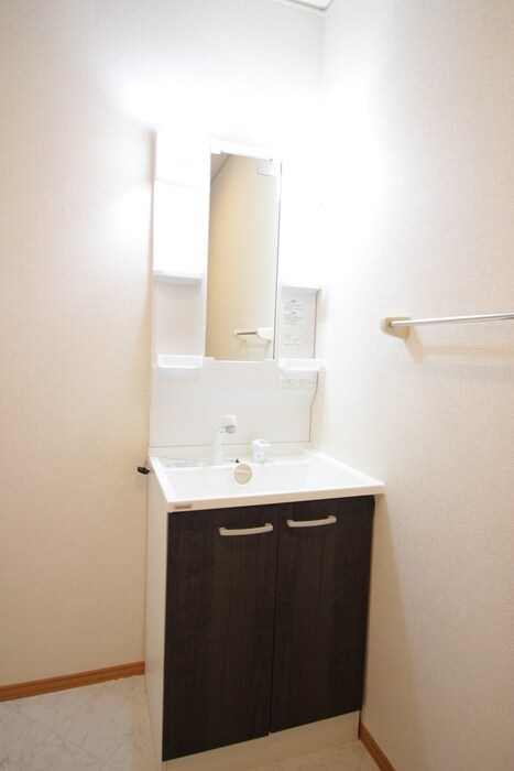 物件内観写真9　(洗面)