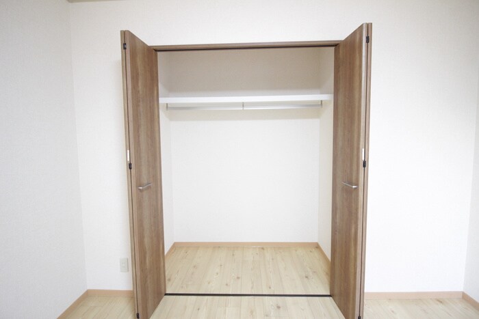 物件内観写真11　(収納)