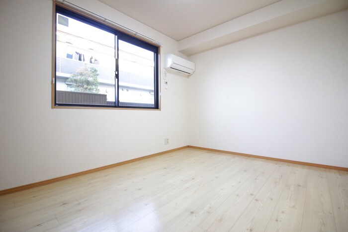 物件内観写真18　(居室)