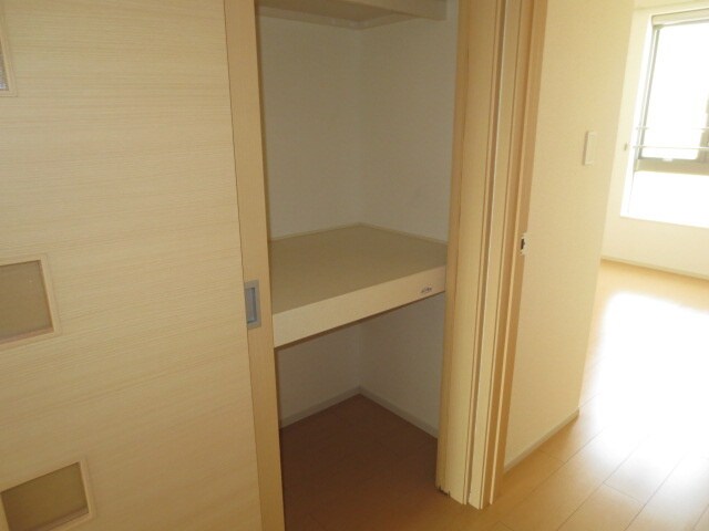 物件内観写真9　(収納)