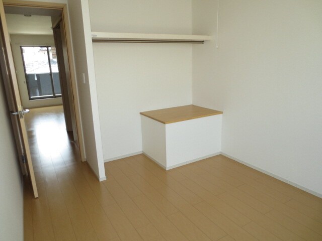 物件内観写真14　(居室)