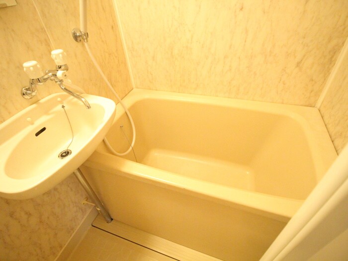 物件内観写真10　(バス／シャワールーム等)