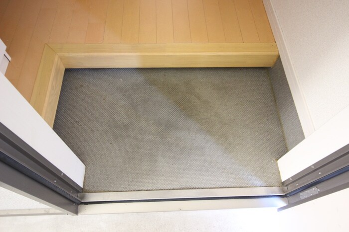 物件内観写真19　(玄関)