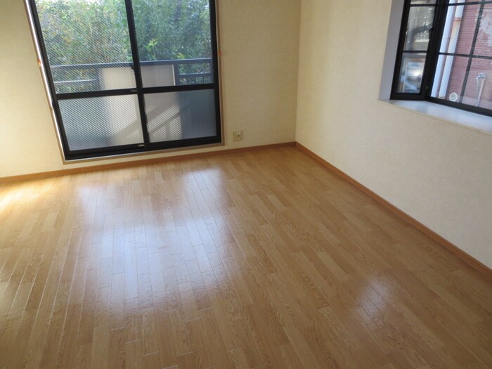 物件内観写真5　(居室)