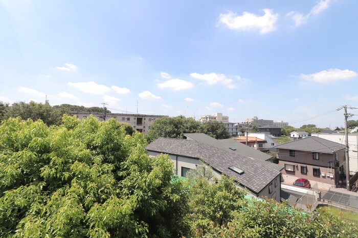 物件内観写真15　(室内からの展望)