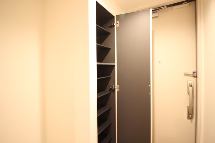 物件内観写真17　(靴箱)