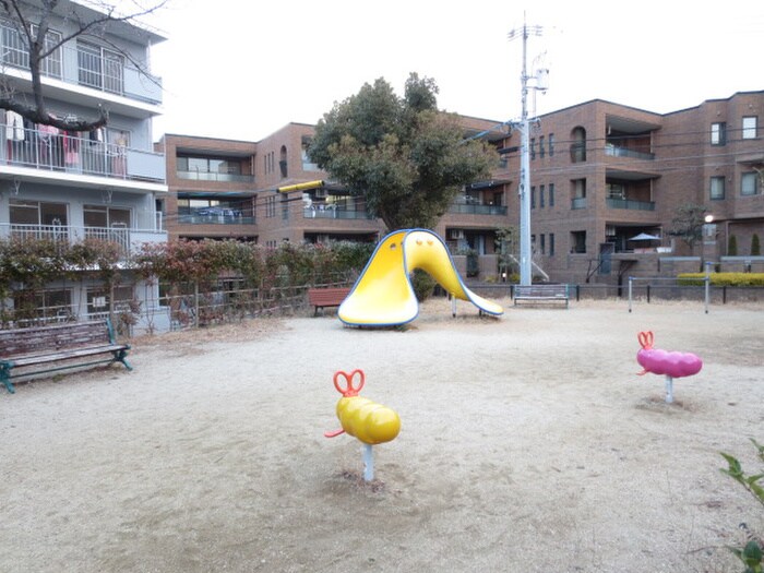 物件外観写真6　(周辺環境)