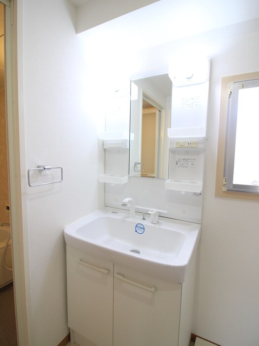 物件内観写真10　(洗面)