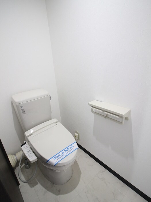 物件内観写真13　(トイレ)