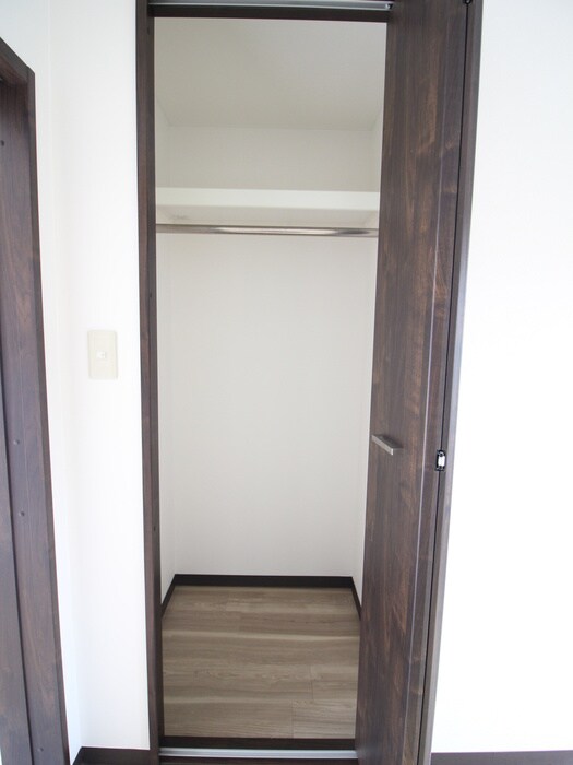 物件内観写真15　(収納)