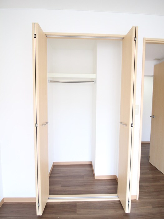 物件内観写真15　(収納)