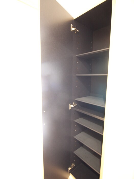 物件内観写真18　(靴箱)