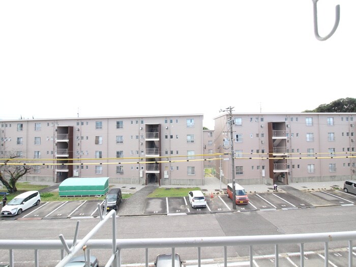 物件内観写真21　(室内からの展望)