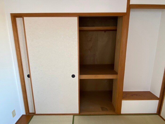 物件内観写真13　(収納)