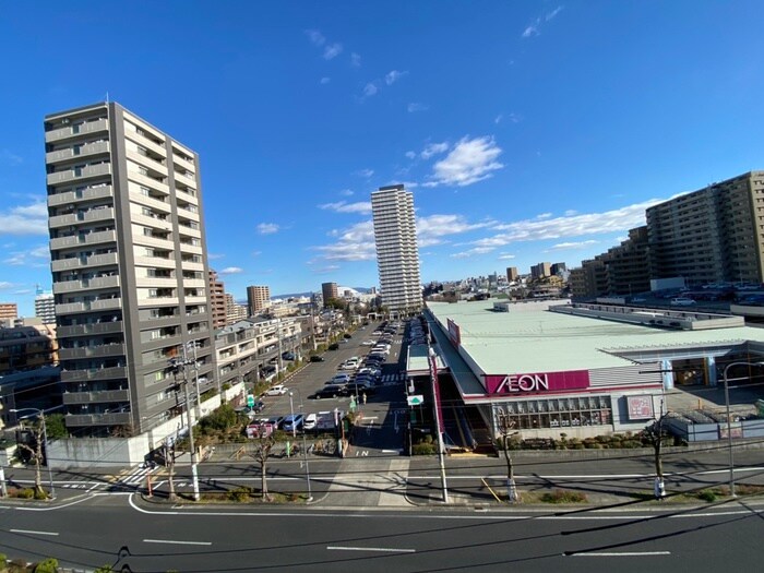 物件内観写真19　(室内からの展望)