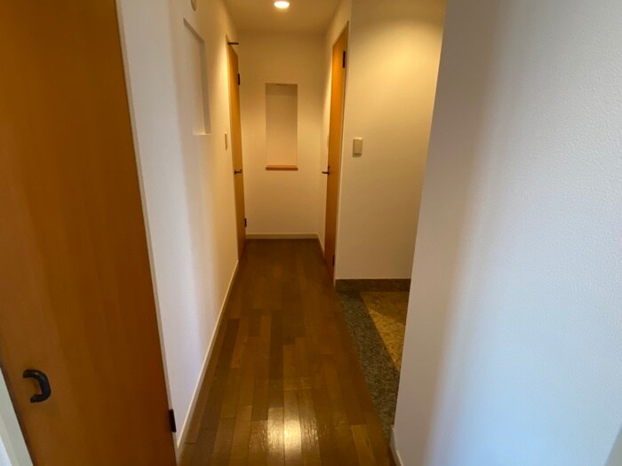 物件内観写真22　(廊下)