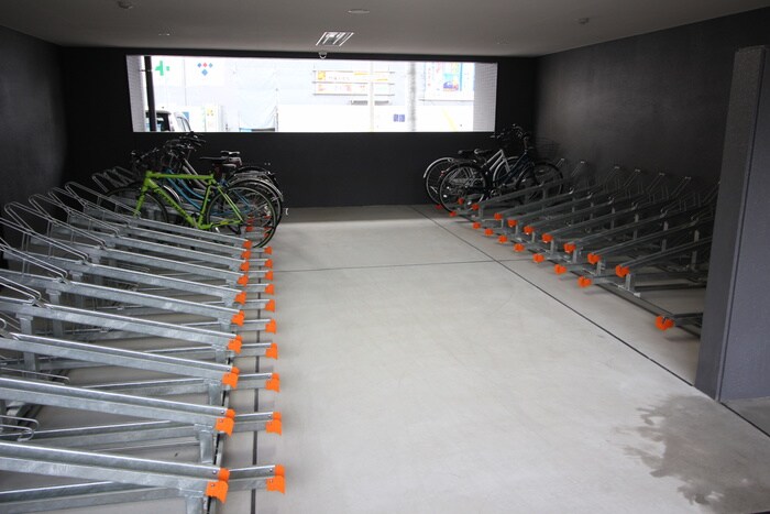 物件外観写真3　(駐輪場)