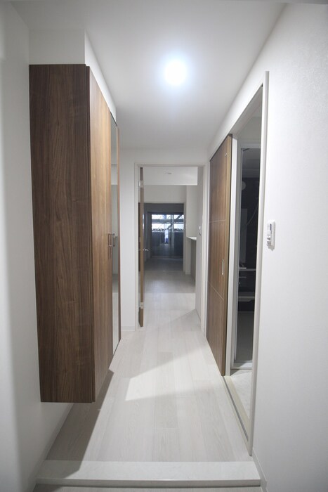 物件内観写真17　(廊下)