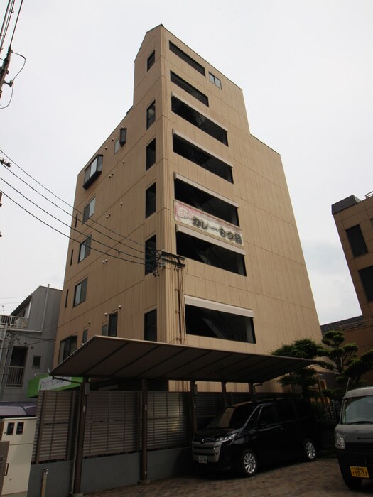 ｱ-ﾙ.ﾌﾞﾘﾕｯﾄの物件外観写真