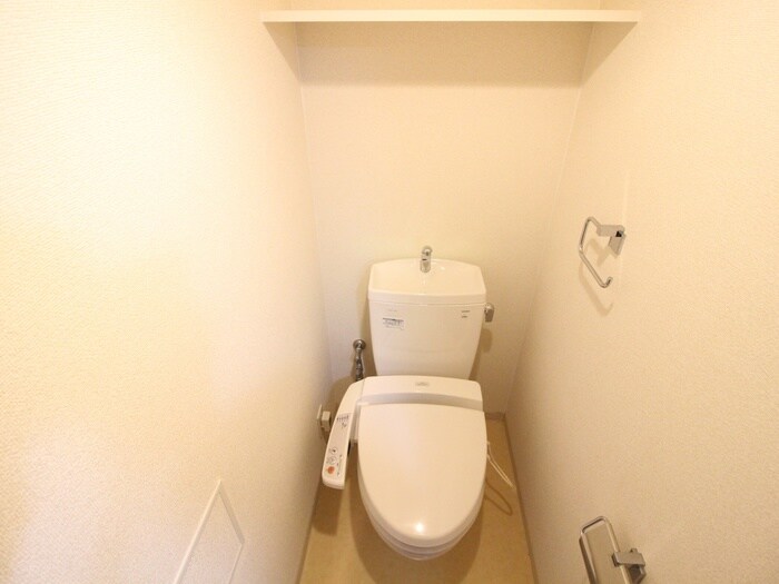 物件内観写真12　(トイレ)