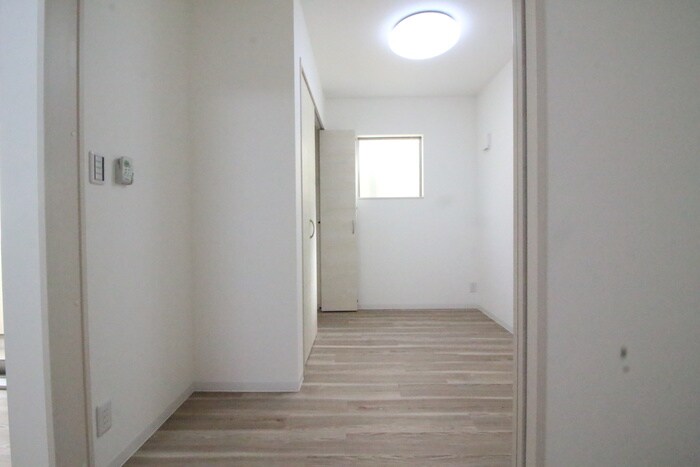 物件内観写真9　(居室)