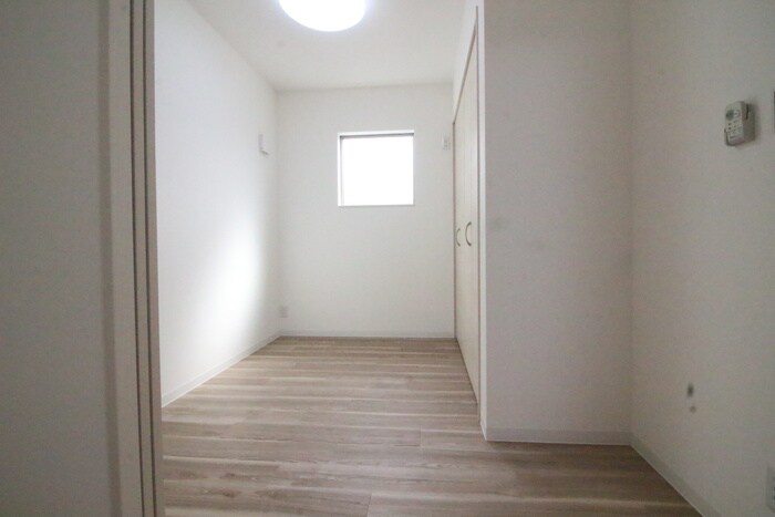 物件内観写真10　(居室)