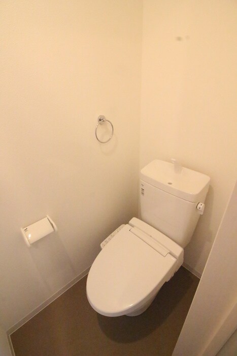 物件内観写真15　(トイレ)