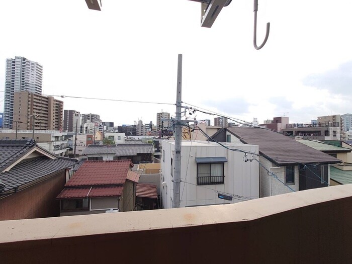 物件内観写真15　(室内からの展望)