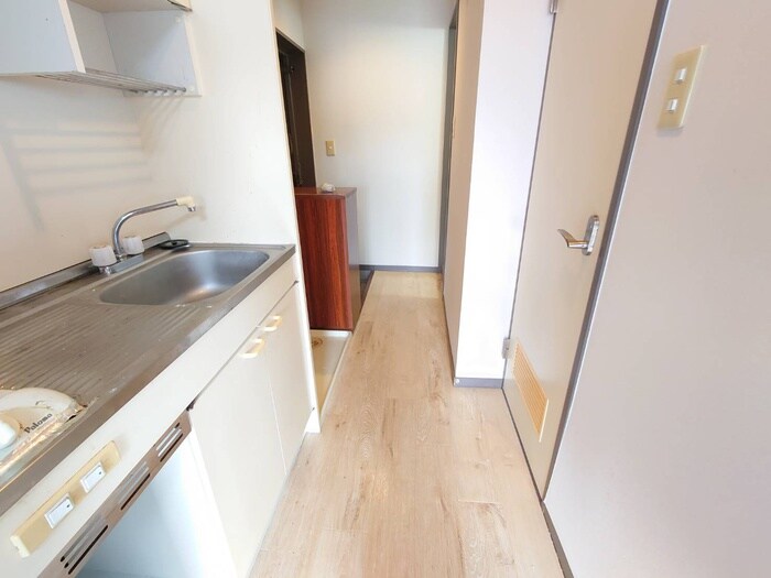 物件内観写真22　(廊下)