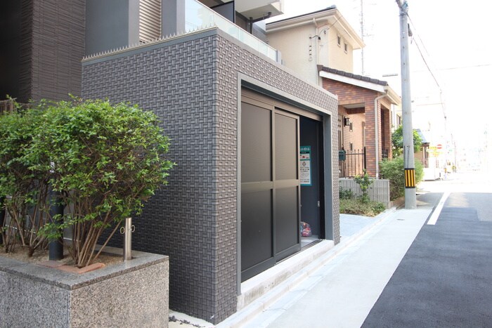 物件外観写真4　(建物設備)