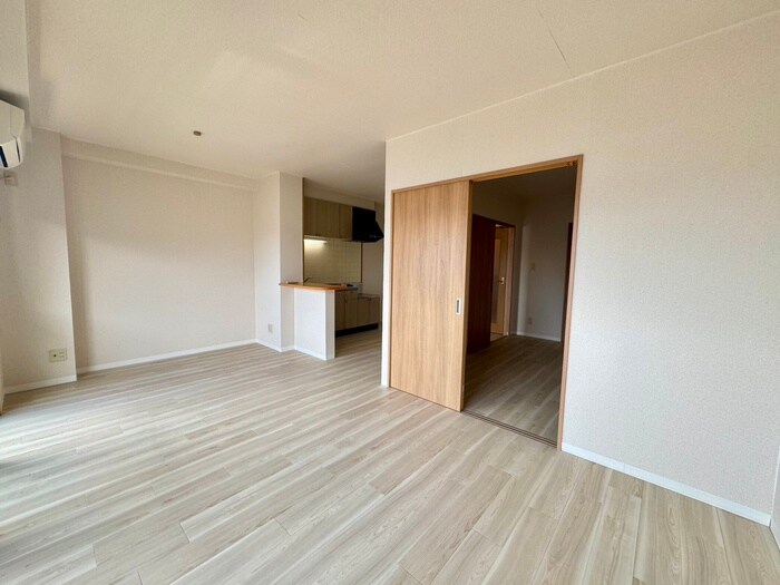 物件内観写真8　(居室)