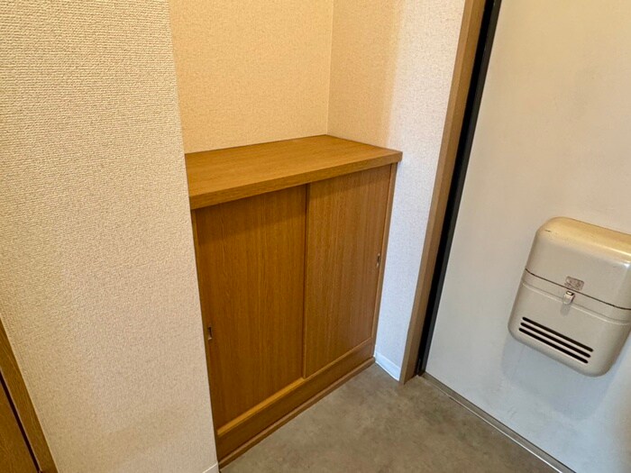 物件内観写真16　(靴箱)