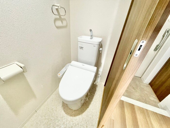 物件内観写真12　(トイレ)