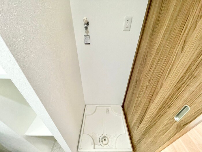 物件内観写真13　(洗濯機置場)