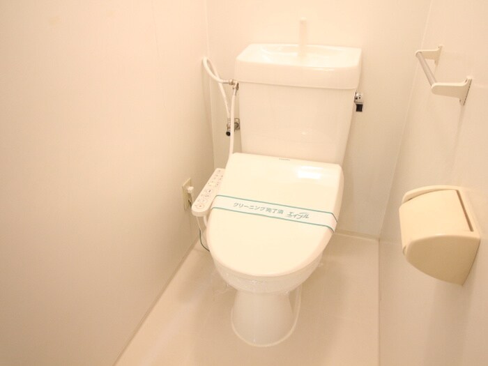 物件内観写真14　(トイレ)