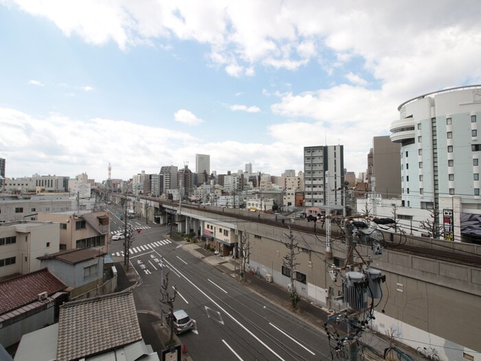 物件内観写真17　(室内からの展望)