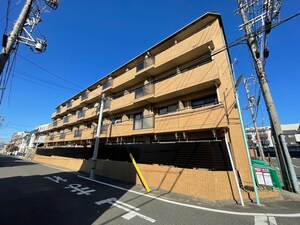 ライオンズﾏﾝｼｮﾝ名大ｳｴｽﾄ（207）外観写真