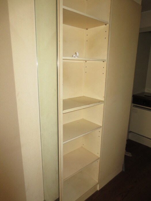 物件内観写真11　(収納)