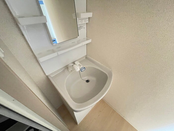 物件内観写真12　(洗面)