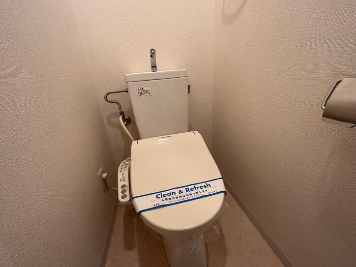 物件内観写真16　(トイレ)