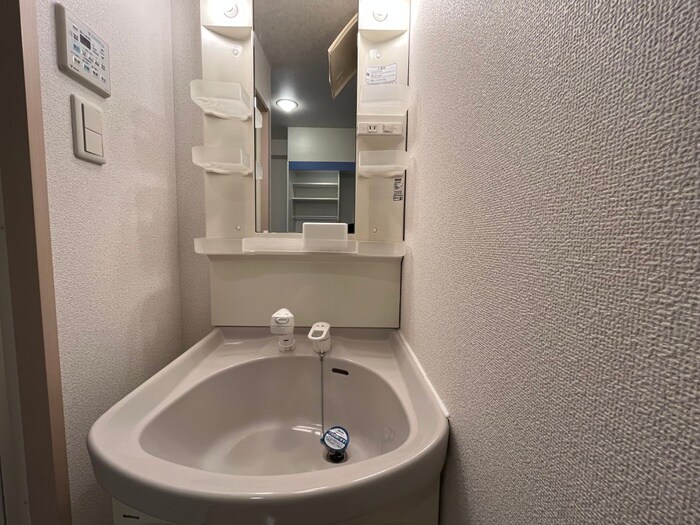 物件内観写真17　(洗面)