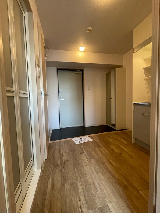 物件内観写真20　(廊下)